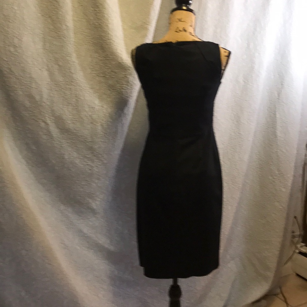 Size 2 dress - Picture 4 of 6